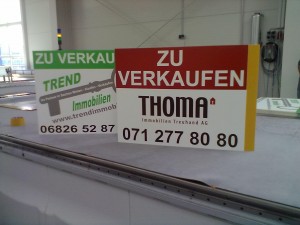 Hier sehen Sie die gedruckten Nasenschilder 