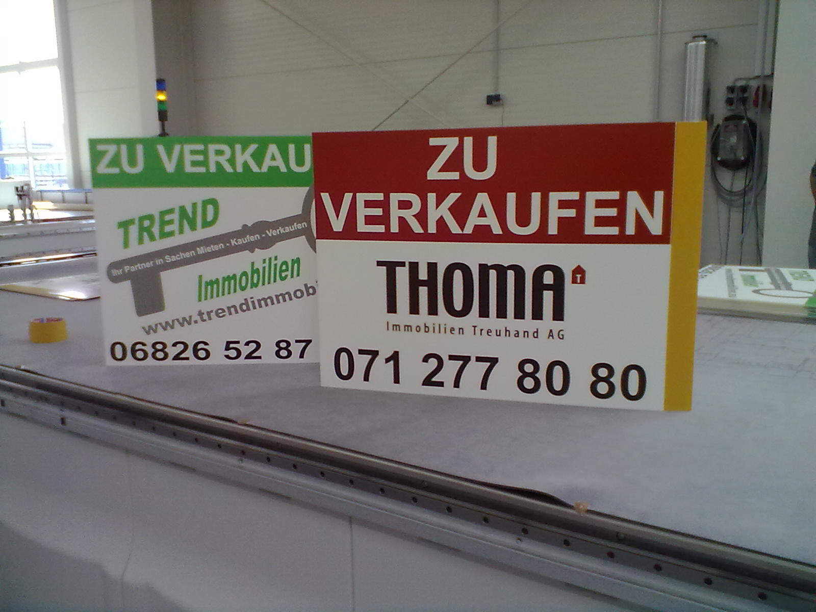 Nasenschild Maklerbedarf Maklergalgen Schilder drucken Werbung